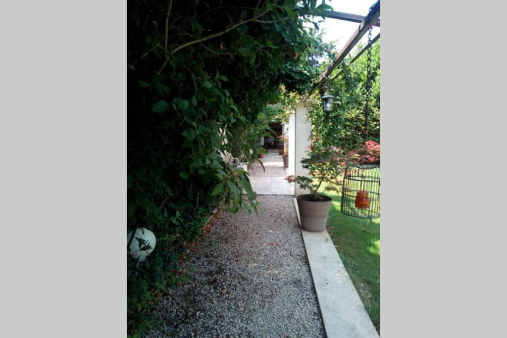 Calenco Des Carlenes Appartement Tarascon Buitenkant foto