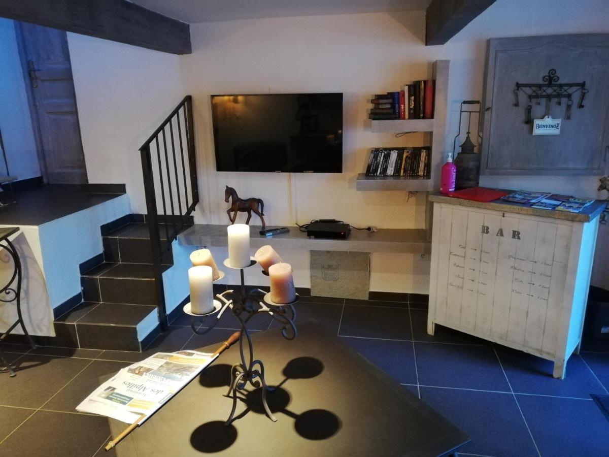 Calenco Des Carlenes Appartement Tarascon Buitenkant foto